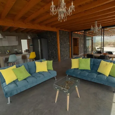 Casa Julie Βίλα *